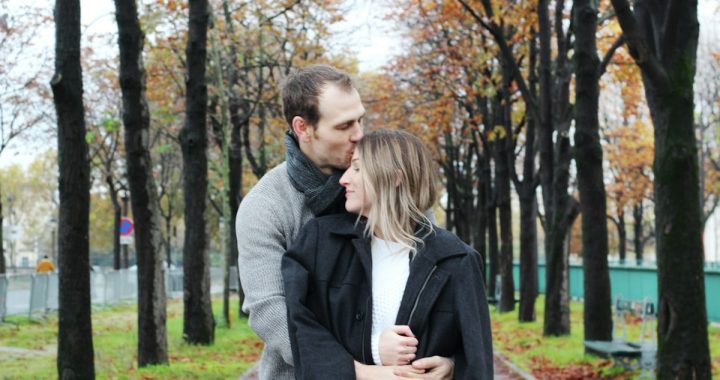 couple, paris, tour eiffel, moon, sunset, lights, love, opera, kiss